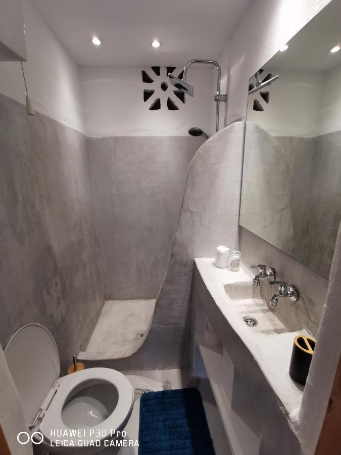 View Rooms Piso Livadi Exterior foto